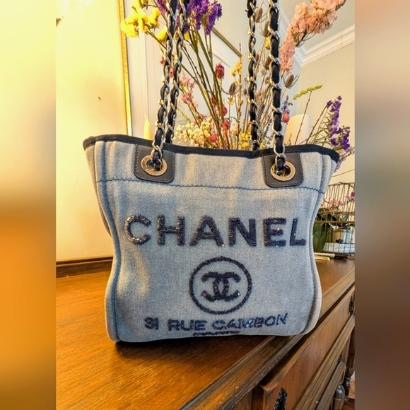 Chanel‎ Blue Denim Sequin Deauville Tote Bag - Picture 2 of 16